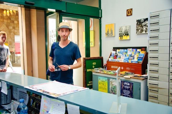 Center-Ramblas Pensjonat Barcelona Zewnętrze zdjęcie